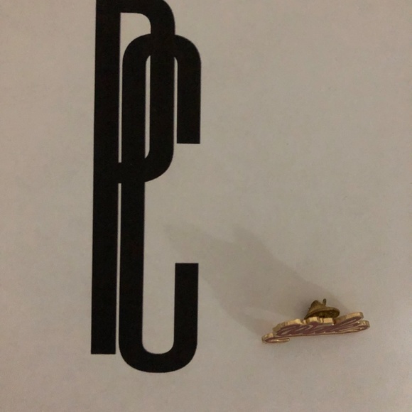 Wale Pin - Picture 3 of 4